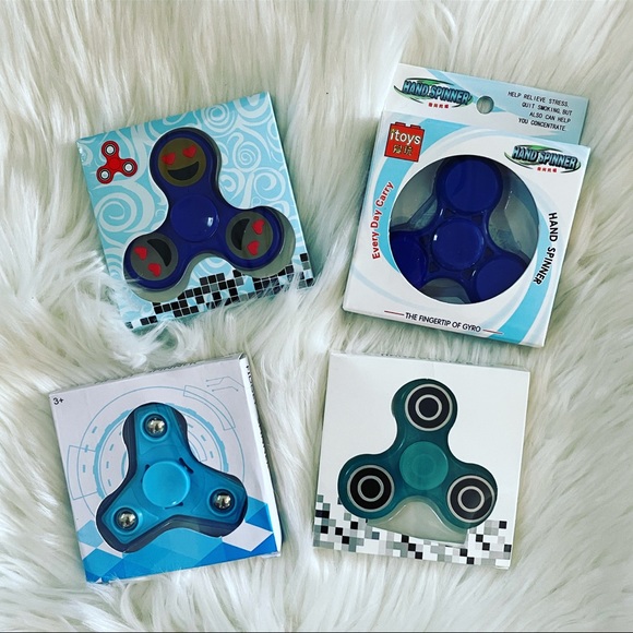 4 Fidget Hand Spinners - New - Picture 2 of 8